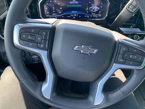 Used 2023 Chevrolet Silverado 1500 LT Trail Boss w/ LPO, Dark Essentials Package AWD/4WD image 14