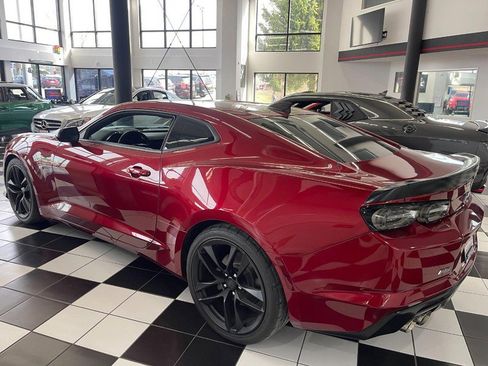 Used 2021 Chevrolet Camaro LT w/ 1LE Track Performance Package image 4