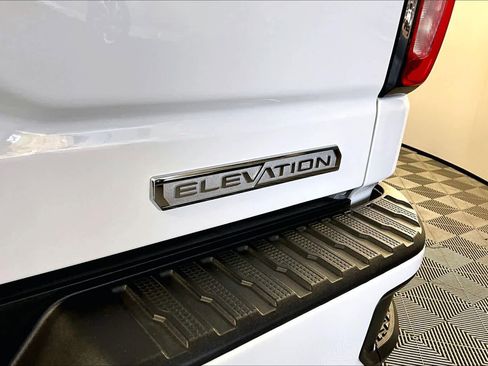 Certified 2025 GMC Sierra 1500 Elevation w/ Preferred Package image 10