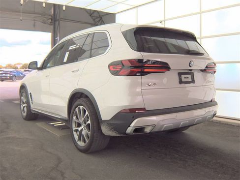 Used 2025 BMW X5 sDrive40i image 9