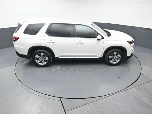 Certified 2023 Honda Pilot EX-L image 45