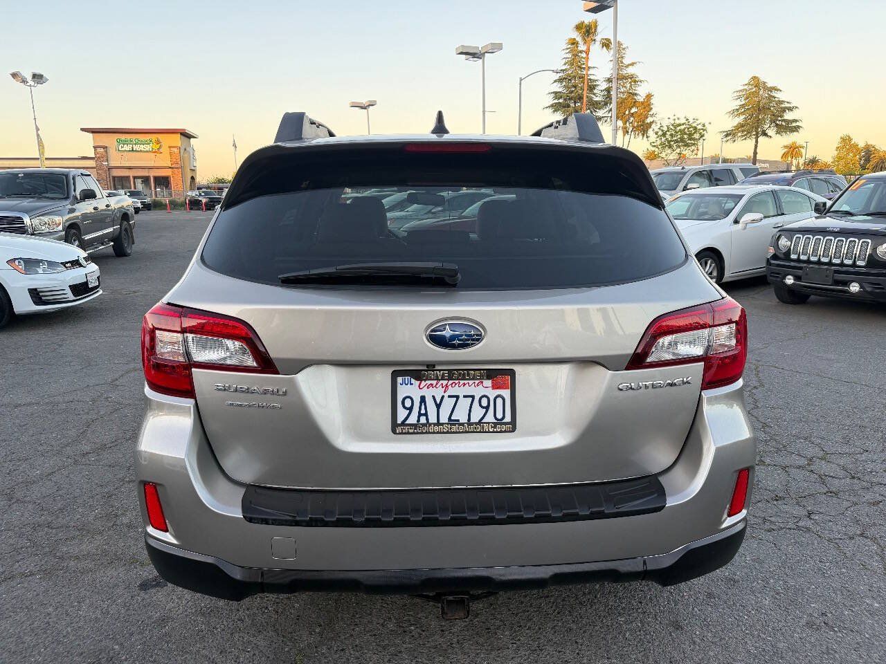 Used 2016 Subaru Outback 2.5i Limited AWD/4WD image 6
