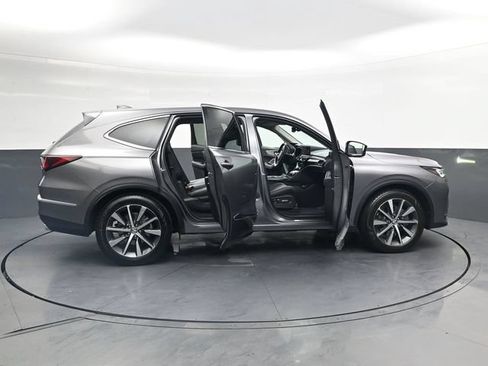 Used 2025 Acura MDX FWD w/ Technology Package image 41