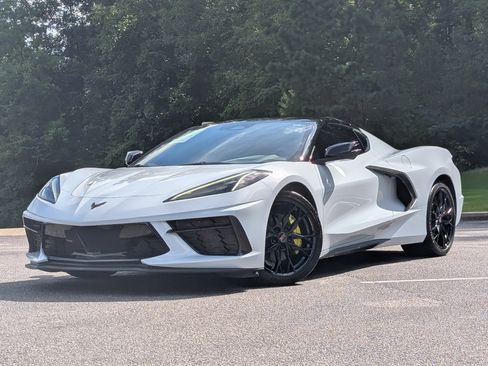 Used 2024 Chevrolet Corvette Stingray Coupe w/ Battery Protection Package RWD image 4