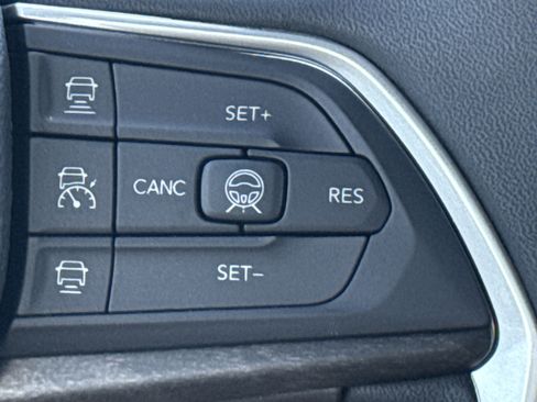 New 2026 Jeep Grand Cherokee L Limited w/ Limited Altitude Package RWD image 21