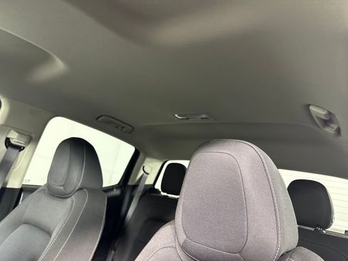 Used 2022 Chevrolet Colorado LT w/ LT Convenience Package image 17