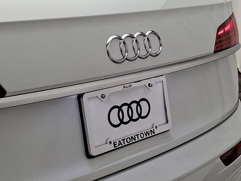 Used 2023 Audi SQ5 Premium Plus w/ Premium Plus Package AWD/4WD image 31