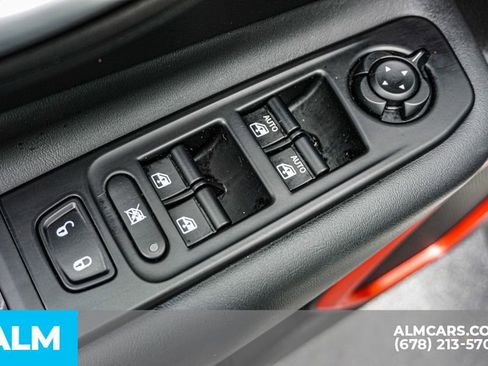 Used 2023 Jeep Renegade Trailhawk image 47