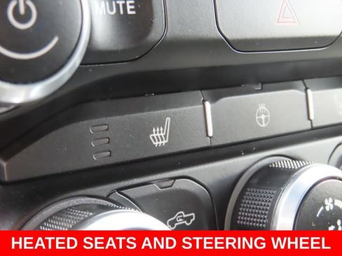 Used 2022 RAM 1500 Big Horn AWD/4WD image 5