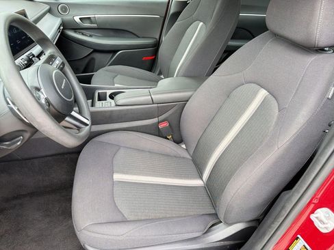 Used 2025 Hyundai Sonata SEL FWD image 5