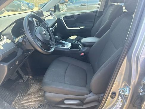 Used 2023 Toyota RAV4 LE image 11