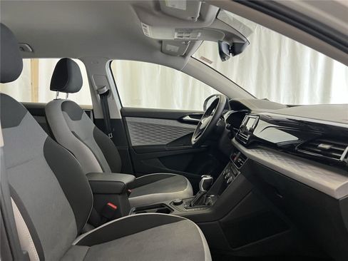 Used 2022 Volkswagen Taos S w/ IQ Drive S Package image 16