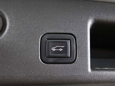 Used 2022 Chevrolet Equinox LT FWD image 20