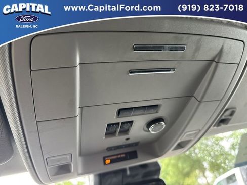 Used 2018 Chevrolet Tahoe Premier AWD/4WD image 33