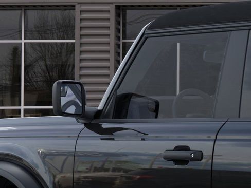 New 2025 Ford Bronco 4-Door image 22