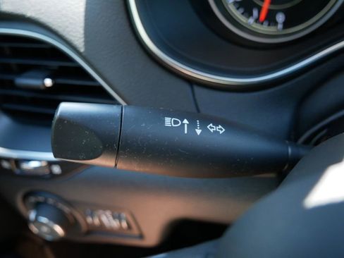 Used 2020 Jeep Cherokee Trailhawk w/ Cold Weather Group AWD/4WD image 19