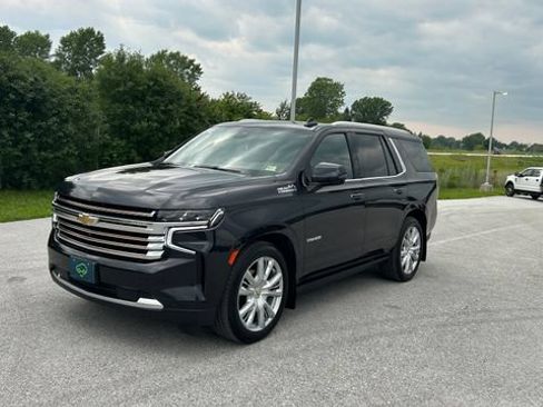 Certified 2024 Chevrolet Tahoe High Country AWD/4WD image 7