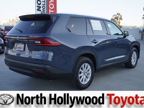 Certified 2025 Toyota Grand Highlander FWD image 5