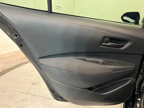 Used 2025 Toyota Corolla LE image 19
