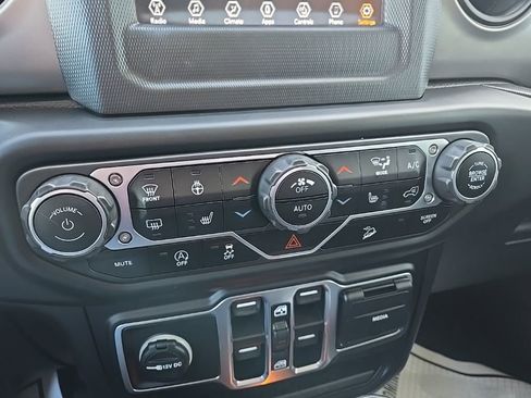 Used 2020 Jeep Wrangler Unlimited Sport S image 61