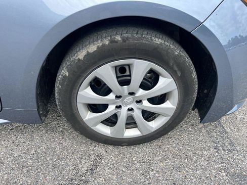 Used 2024 Toyota Corolla LE FWD image 9
