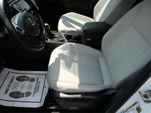 Used 2021 Volkswagen Tiguan SE R-Line w/ 3rd Row Seat Package AWD/4WD image 10