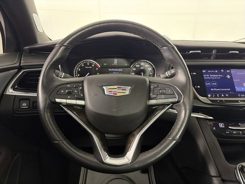 Used 2020 Cadillac XT6 Premium Luxury image 30