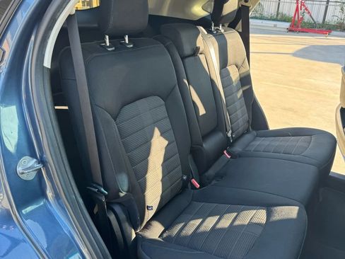 Used 2019 Ford Edge SEL image 35