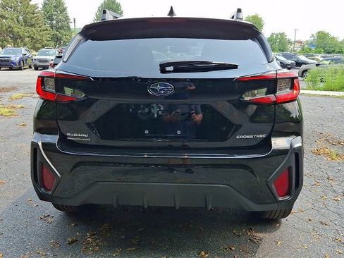 Certified 2024 Subaru Crosstrek 2.5i Limited w/ Crosstrek Mirror Package AWD/4WD image 8