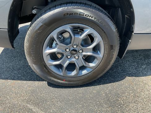 New 2026 Ford Maverick XLT FWD image 9