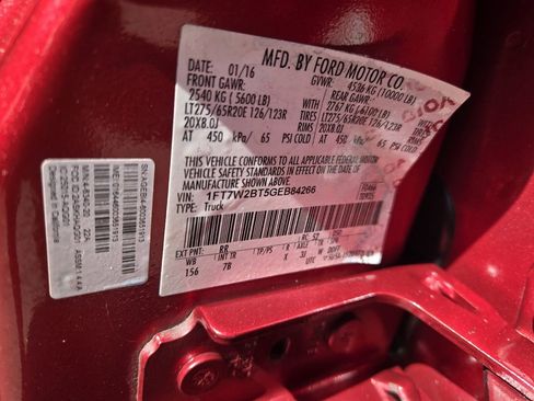 Used 2016 Ford F250 Platinum w/ FX4 Off-Road Package image 27