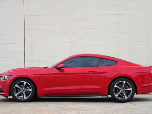 Used 2015 Ford Mustang Coupe w/ Equipment Group 051A RWD image 8