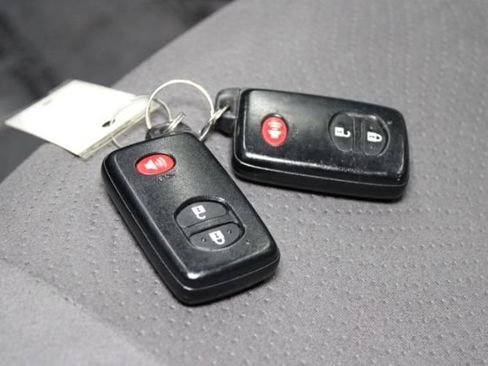 Used 2013 Toyota Prius Three image 14