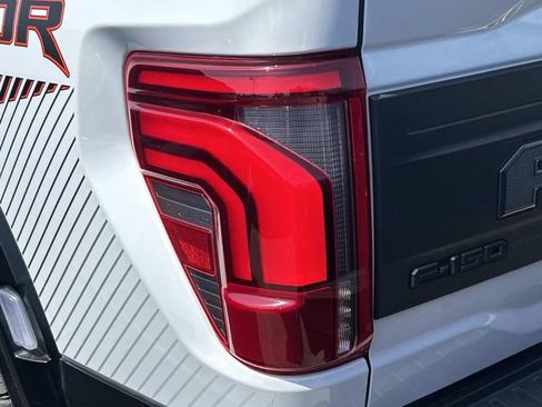 Certified 2025 Ford F150 Raptor AWD/4WD image 8
