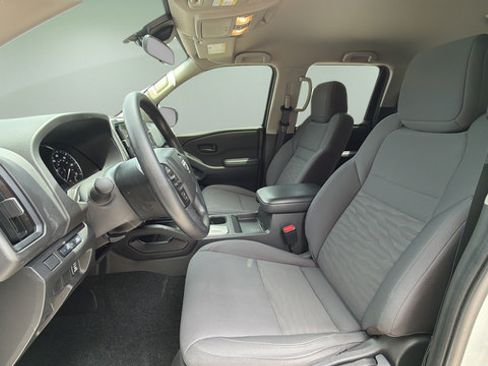 Used 2025 Nissan Frontier S w/ S Utility Package AWD/4WD image 10