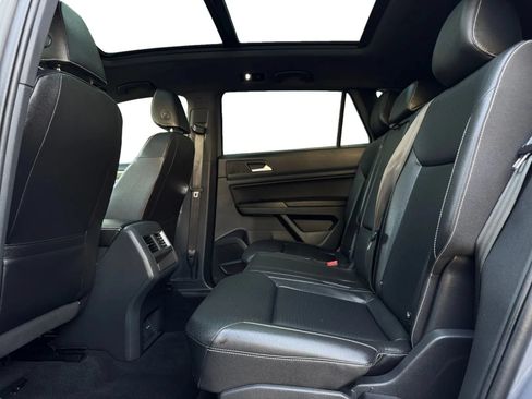 Used 2020 Volkswagen Atlas Cross Sport SEL FWD image 15