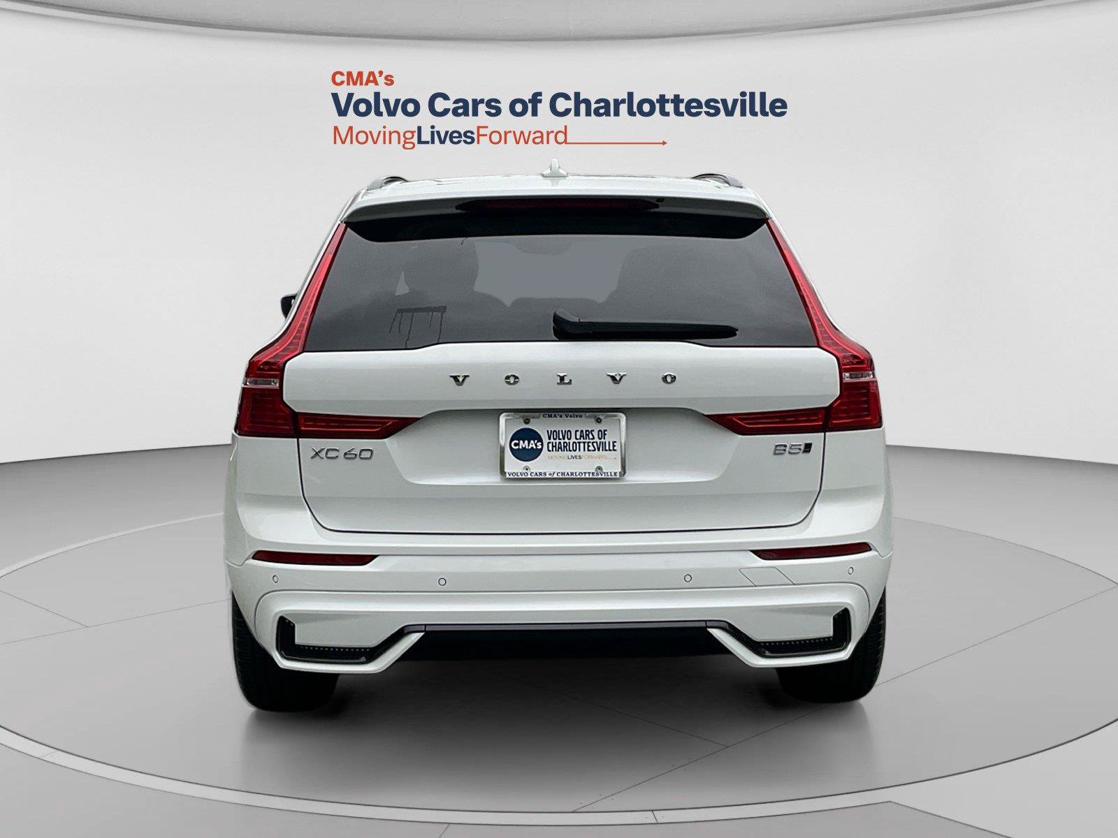 Certified 2025 Volvo XC60 B5 Core AWD/4WD image 4