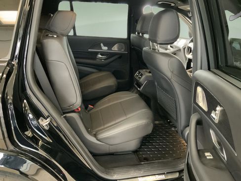 Used 2022 Mercedes-Benz GLS 450 4MATIC image 40