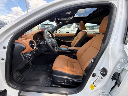 Used 2025 Lexus IS 300 w/ Premium Package RWD image 11