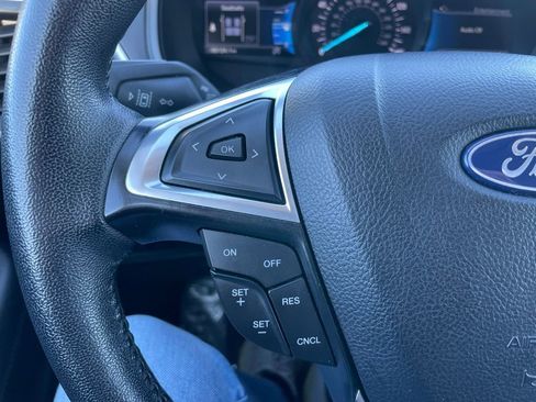 Used 2023 Ford Edge SEL AWD/4WD image 19