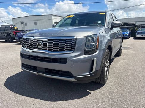 Used 2021 Kia Telluride EX w/ EX Premium Package FWD image 7