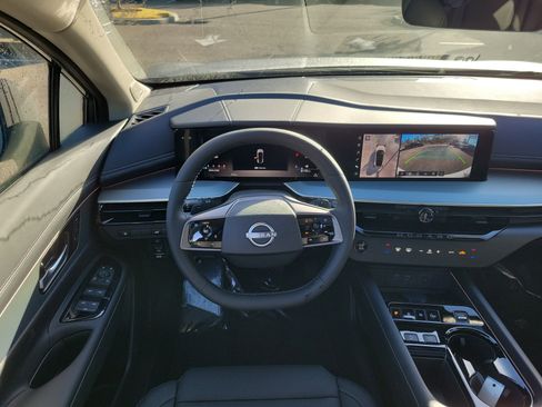 New 2026 Nissan Murano SL image 13