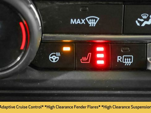 Used 2023 Ford Bronco Badlands AWD/4WD image 13