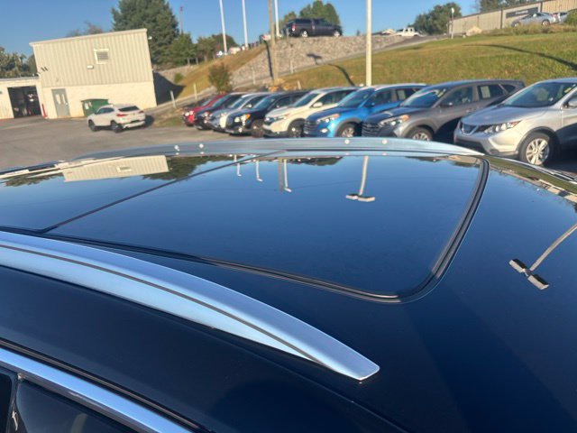 Used 2019 Cadillac XT5 Premium Luxury FWD image 10
