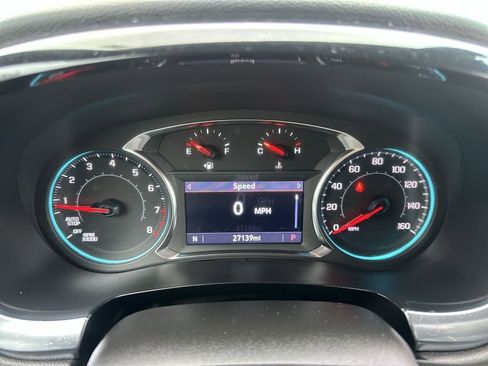 Used 2023 Chevrolet Traverse LT AWD/4WD image 15