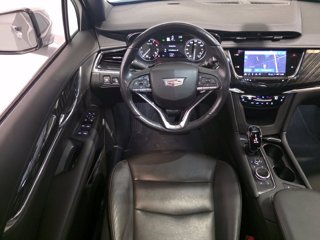 Used 2023 Cadillac XT6 Premium Luxury FWD image 19