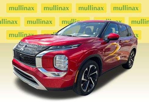 Used 2024 Mitsubishi Outlander SE AWD/4WD image 5