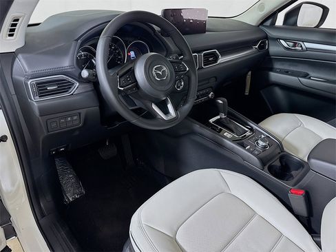 New 2025 MAZDA CX-5 AWD 2.5 S w/ Preferred Package image 5