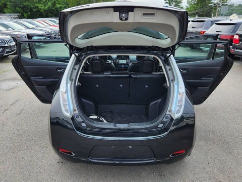 Used 2013 Nissan Leaf SL FWD image 31