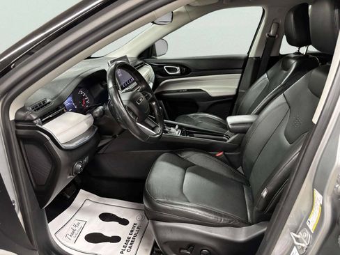 Used 2022 Jeep Compass Limited AWD/4WD image 14